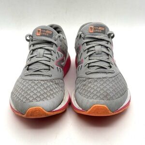 Women's New Balance Fuel Core Urge Sz 8 Gray/ Multi Color Wurgelx2